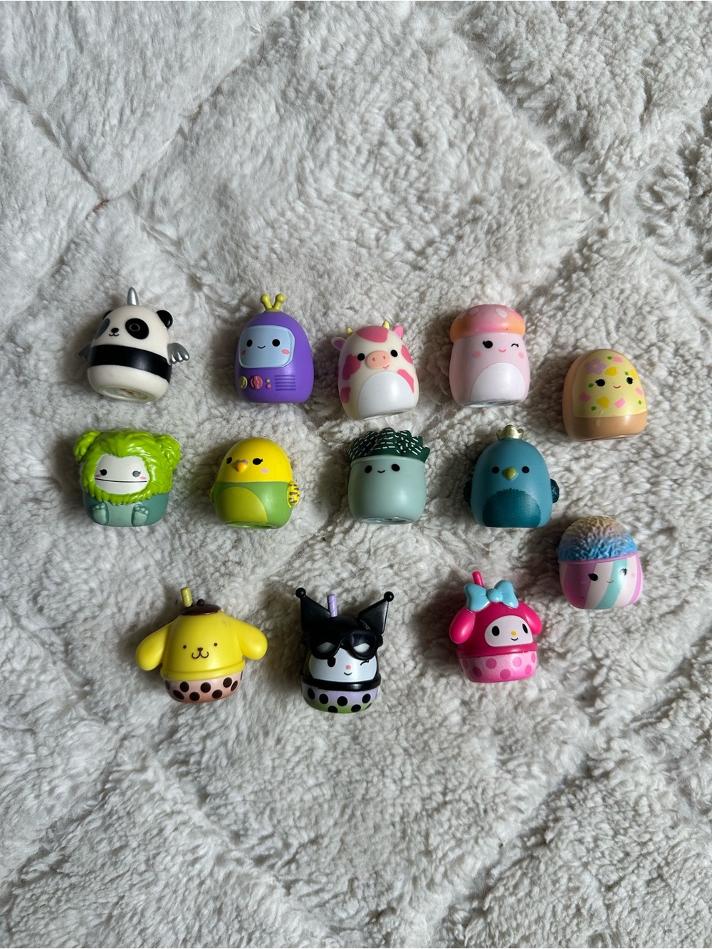 Squishmallows |  13 Squish-a-long Mini Figures